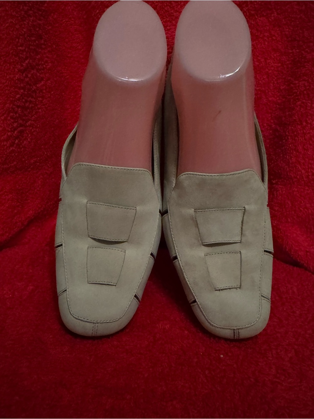 Aerosoles Sz 9M Suede Slip-On Loafers in Taupe EUC😊😊